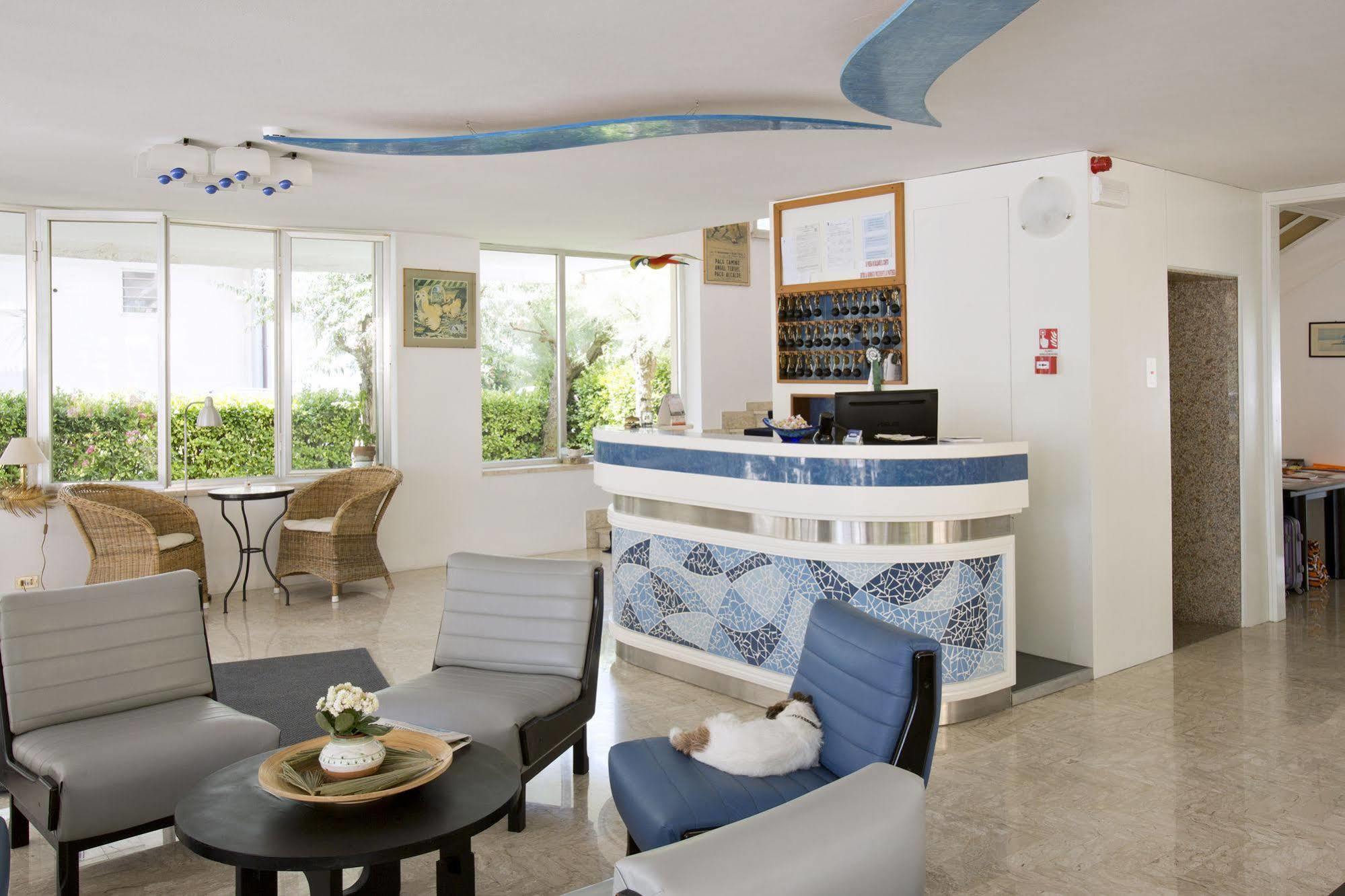 Hotel B&B Avana Lido Di Savio Esterno foto