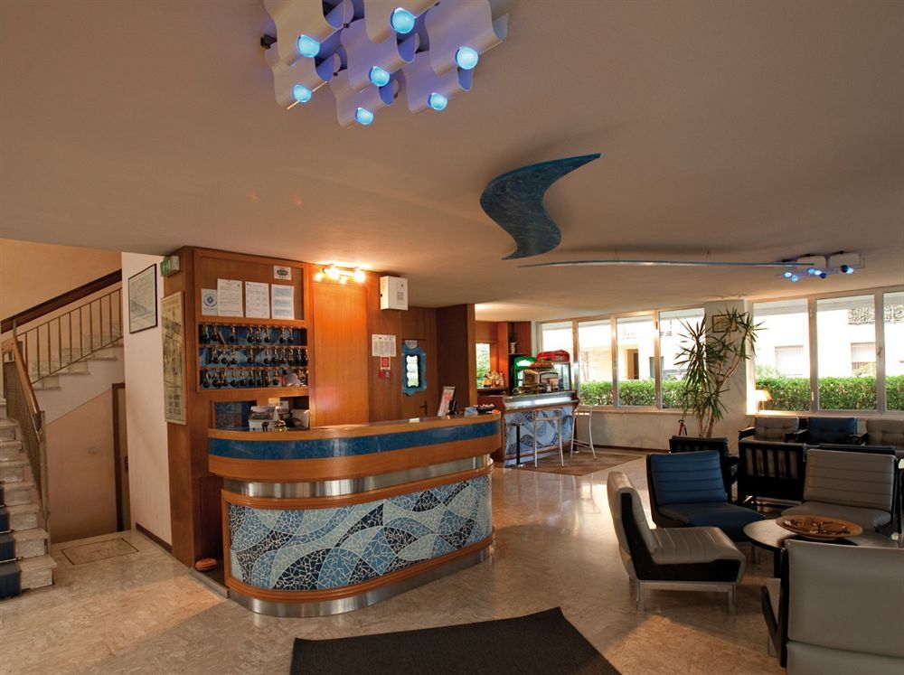 Hotel B&B Avana Lido Di Savio Esterno foto